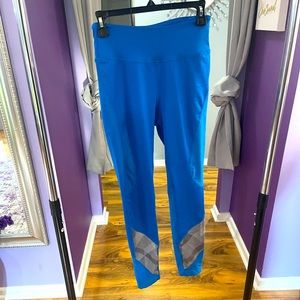 Orangetheory blue leggings size small